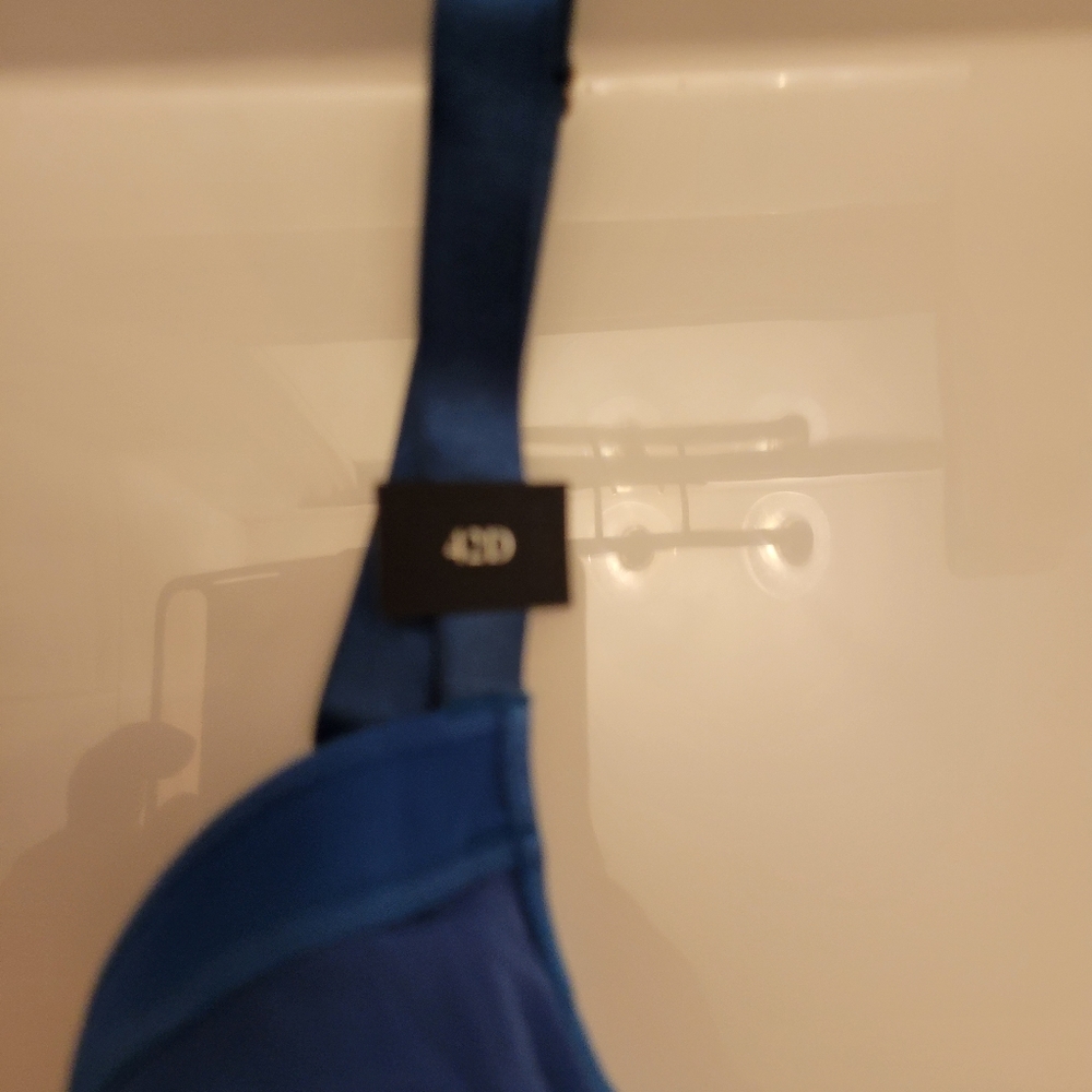 Curvy Couture Bra 42D - Picture 2 of 5